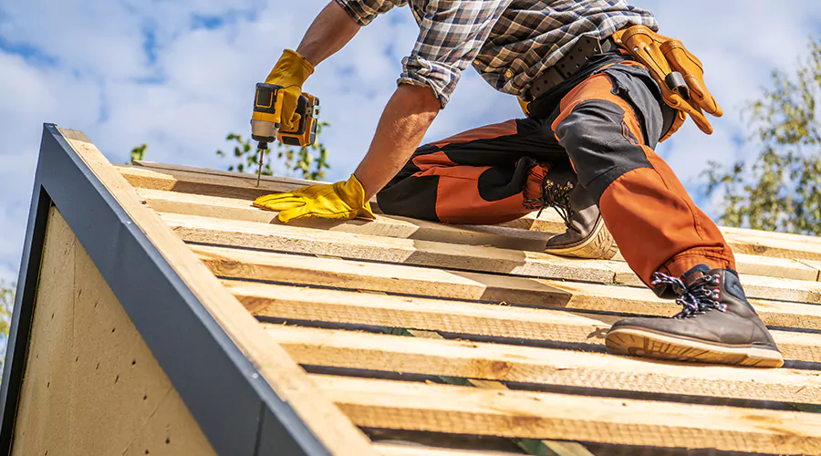 Essential Precautionary Measures for DIY Roofers